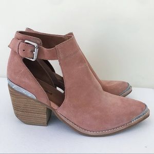 Jeffrey Campbell Woodruff Light Pink Blush Suede Buckle Western Boots - Sz 9.5